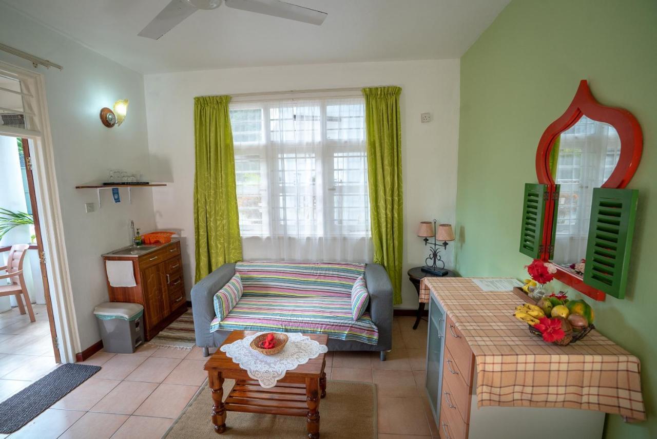 La Maison Hibiscus Self Catering Accommodation Beau Vallon Kültér fotó