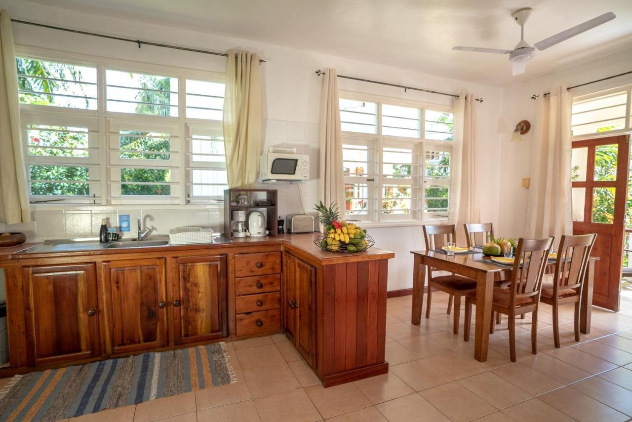 La Maison Hibiscus Self Catering Accommodation Beau Vallon Kültér fotó
