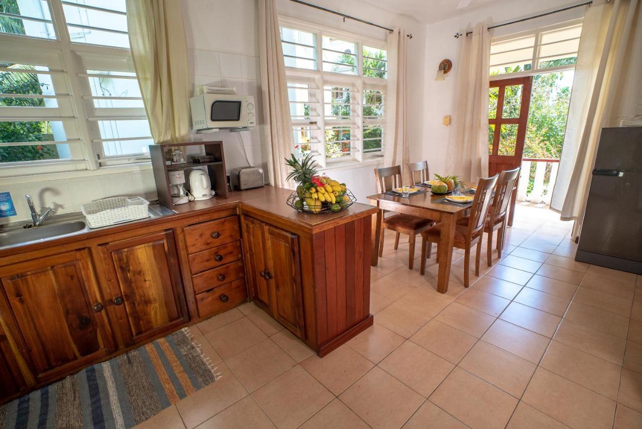 La Maison Hibiscus Self Catering Accommodation Beau Vallon Kültér fotó