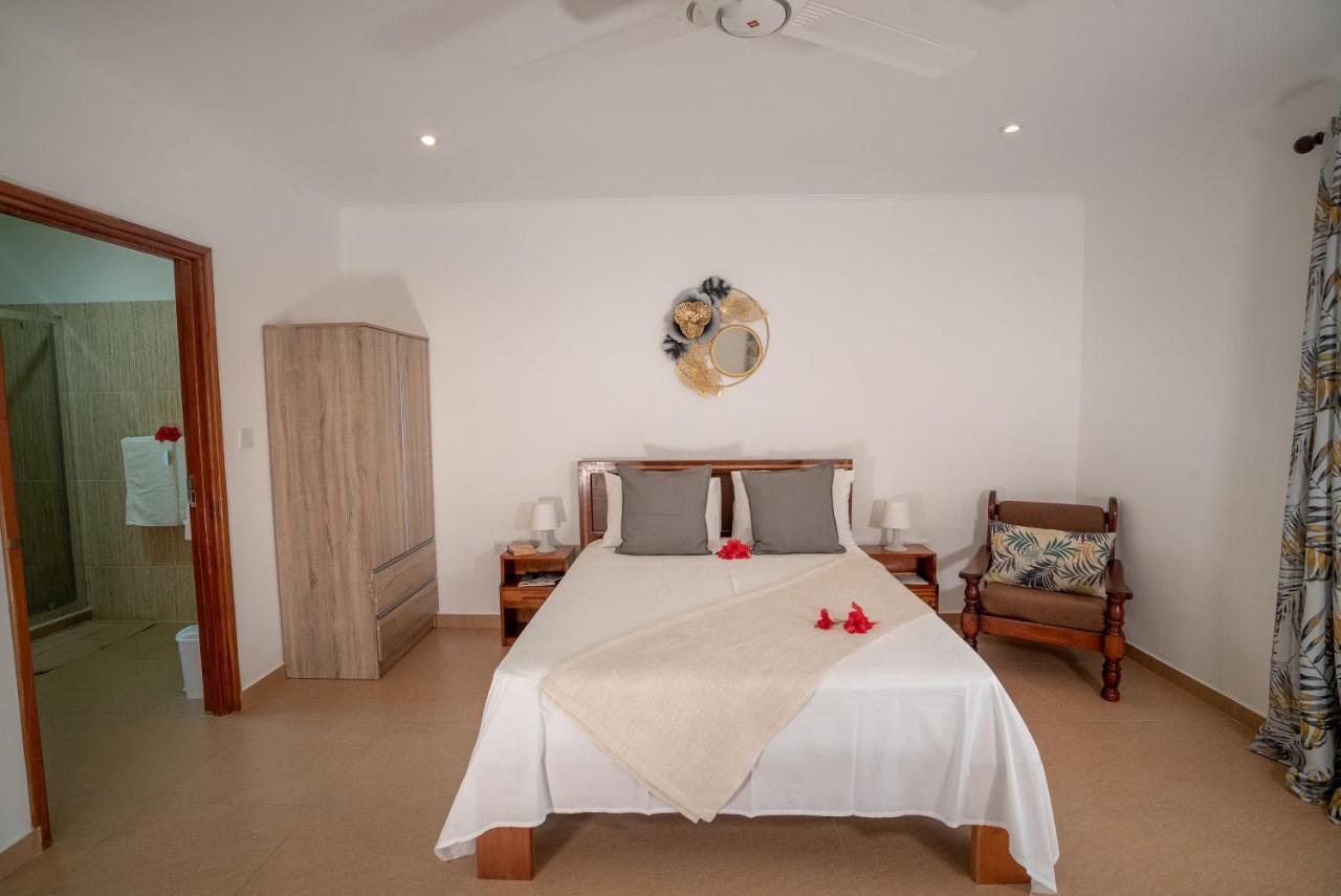 La Maison Hibiscus Self Catering Accommodation Beau Vallon Kültér fotó